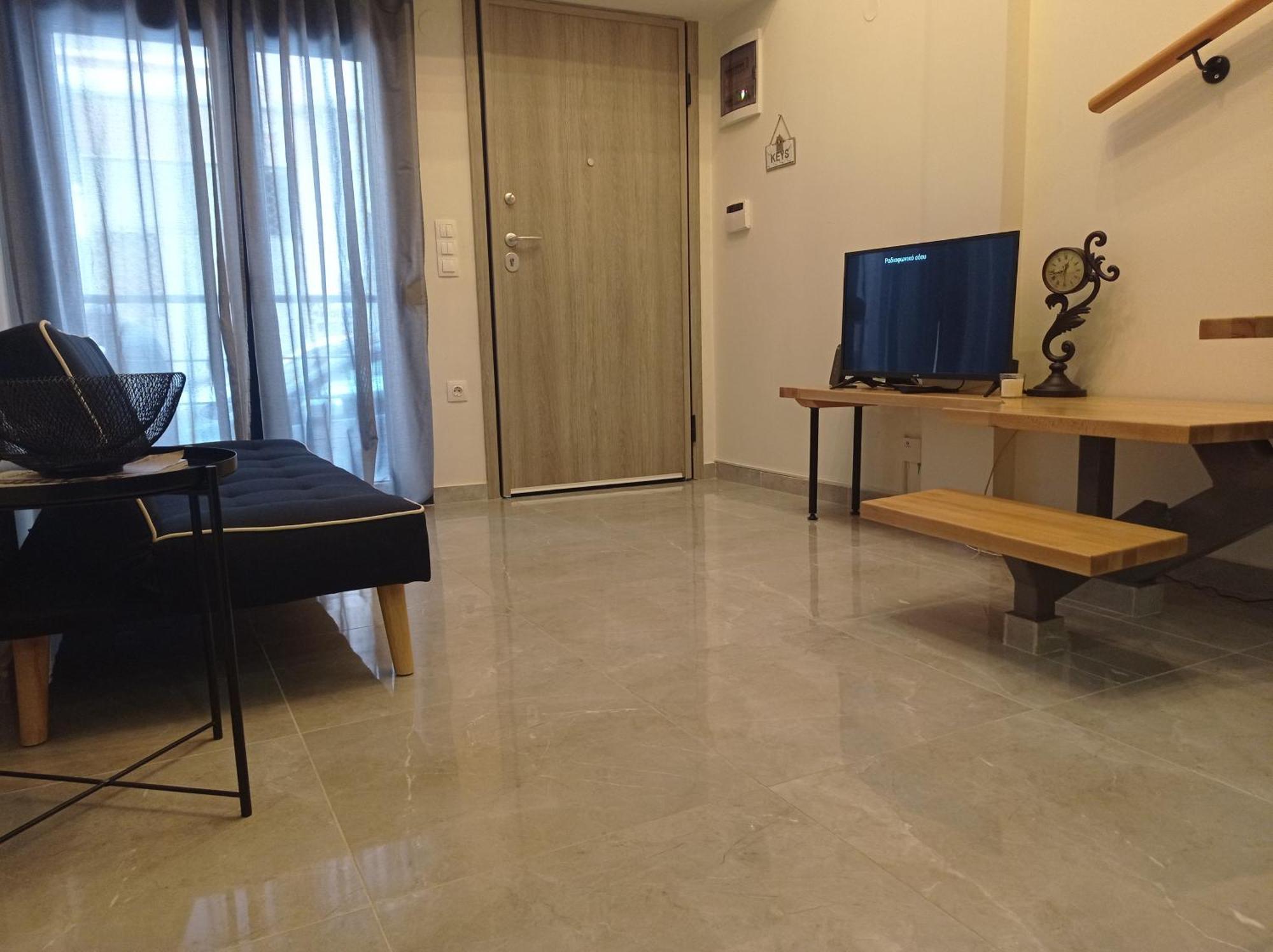 Minimal Two-Floor Apartment Thessaloníki Ngoại thất bức ảnh