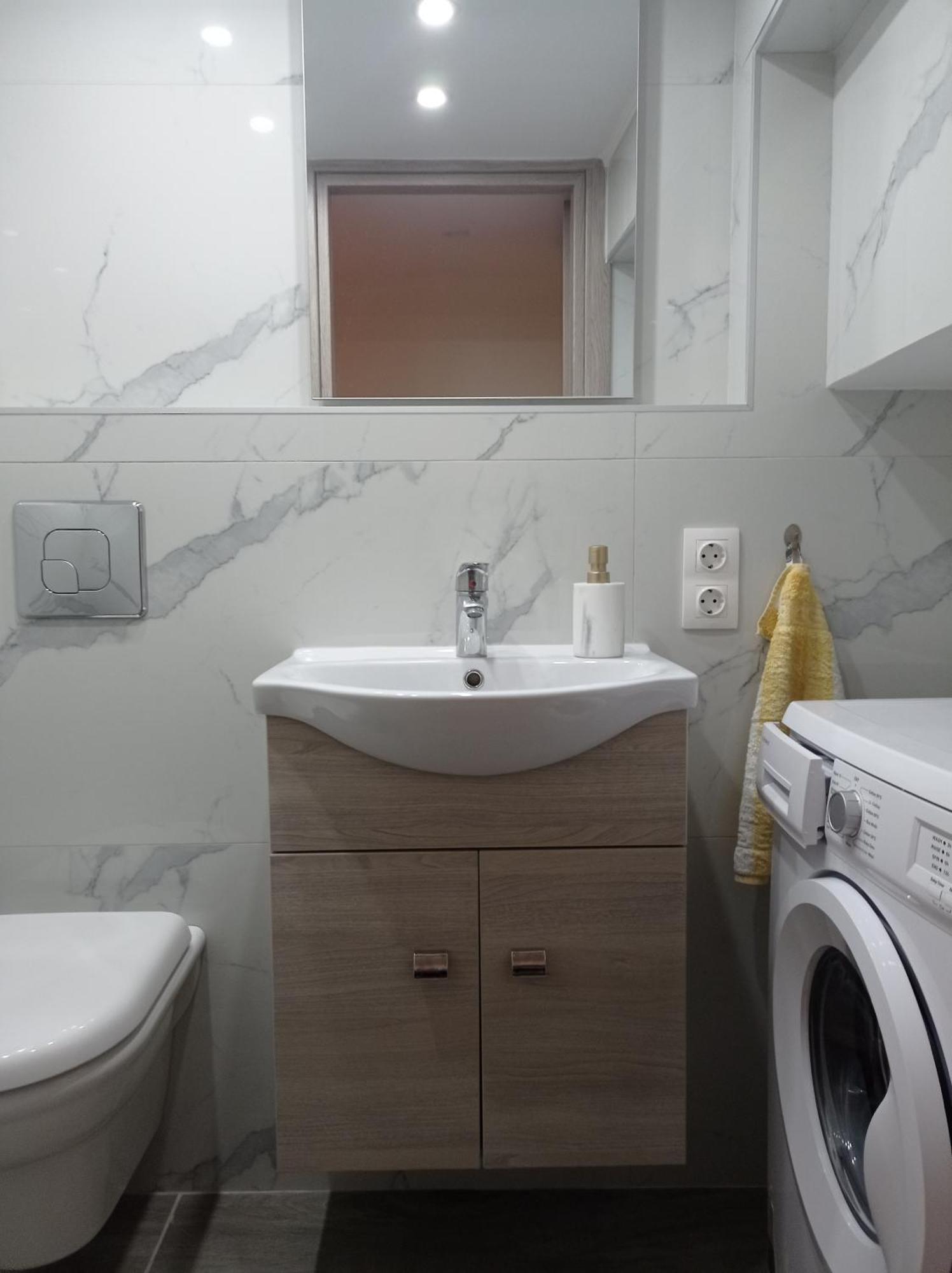 Minimal Two-Floor Apartment Thessaloníki Ngoại thất bức ảnh