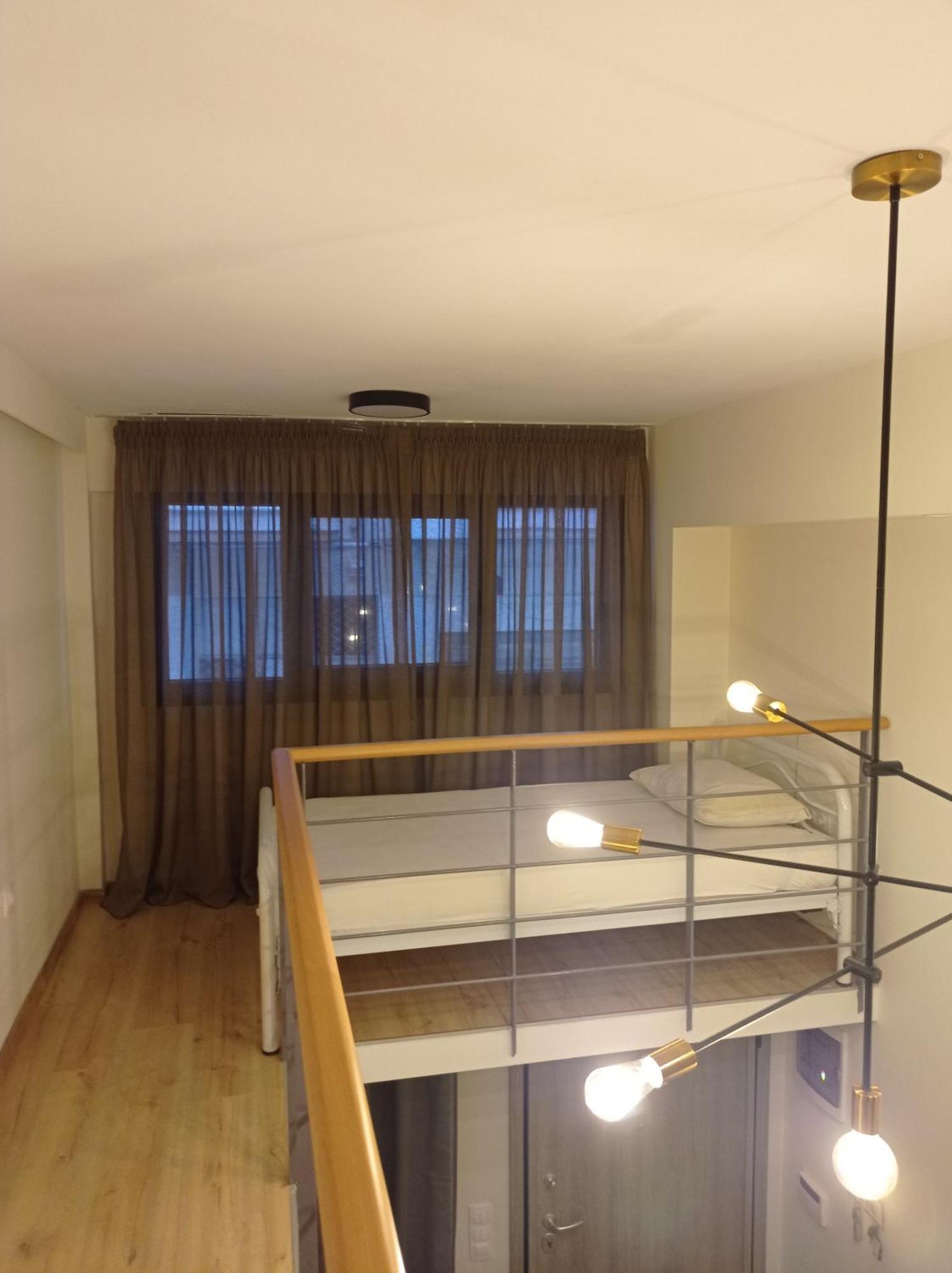 Minimal Two-Floor Apartment Thessaloníki Ngoại thất bức ảnh